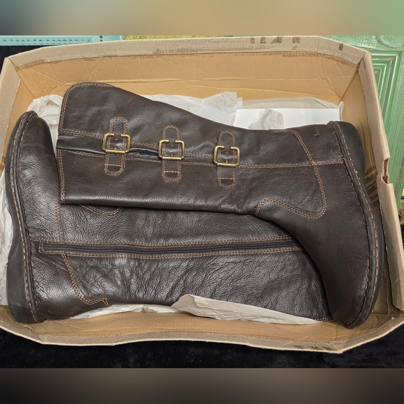 NWT Born Dark Brown Mahogany 'LORA' Leather Moto Boots (In The Box) Sz 8/39 - Picture 11 of 12